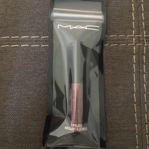 MAC Lipgloss Lovechild